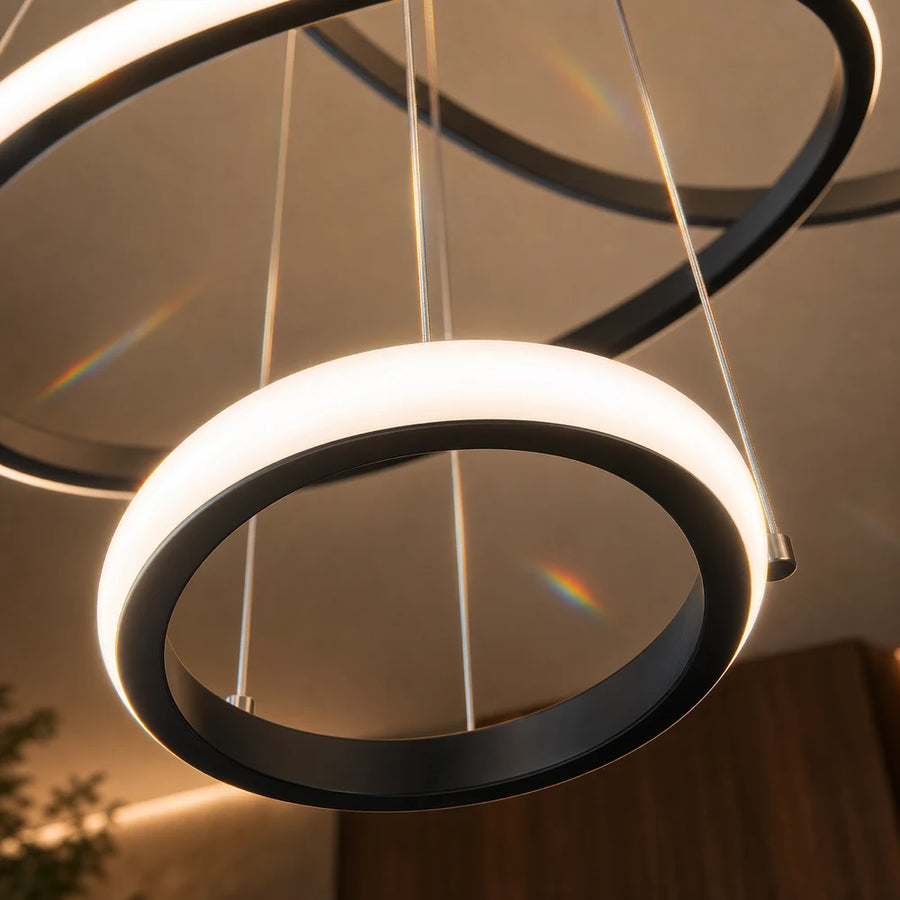 Lampadario a sospensione a LED RICCI 81W, 3 Cerchi, Luce Fredda/Calda/Neutra, Nero, Altezza regolabile - 04_LL104-3BK.png