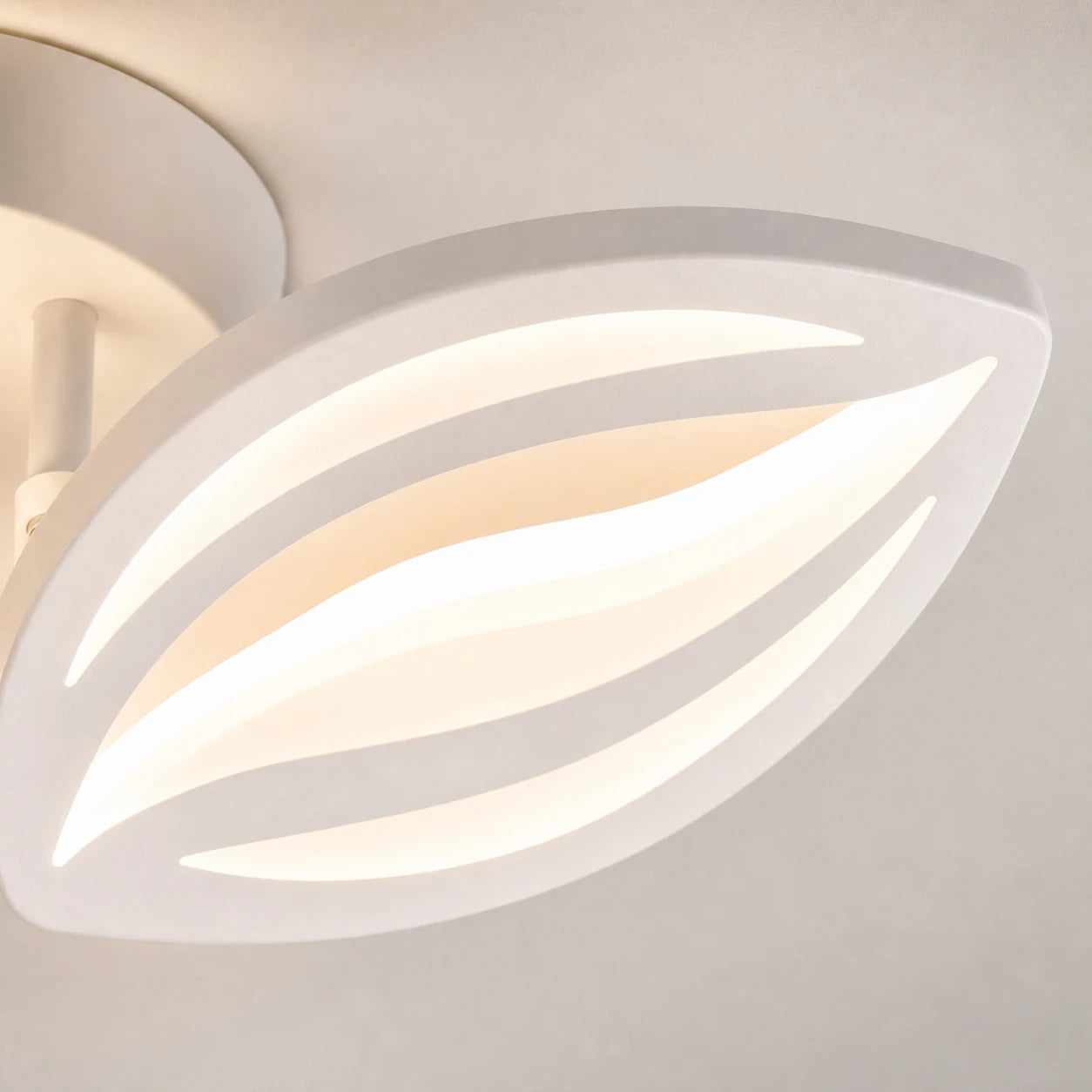 Lustra LED cu telecomanda ORCHID 40W, 3 Petale, lumina Rece/Calda/Neutra, Dimabila, Alb - 07_LT280-3WH.png