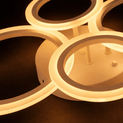 Lampadario a LED con telecomando BETTY 43W, 4 Cerchi, Luce Fredda/Calda/Neutra, Dimmerabile, Lampadario a LED Bianco con telecomando Titolo predefinito Alessandro Design