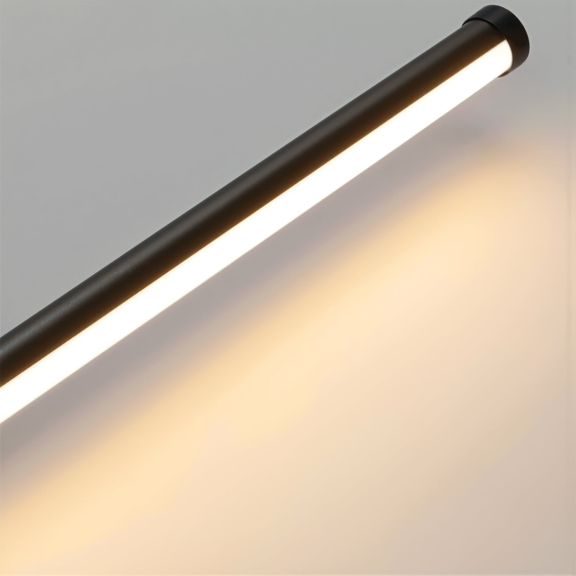 Applique LED Angelique 24W Nero Bianco Applique per interni Titolo predefinito Alessandro Design