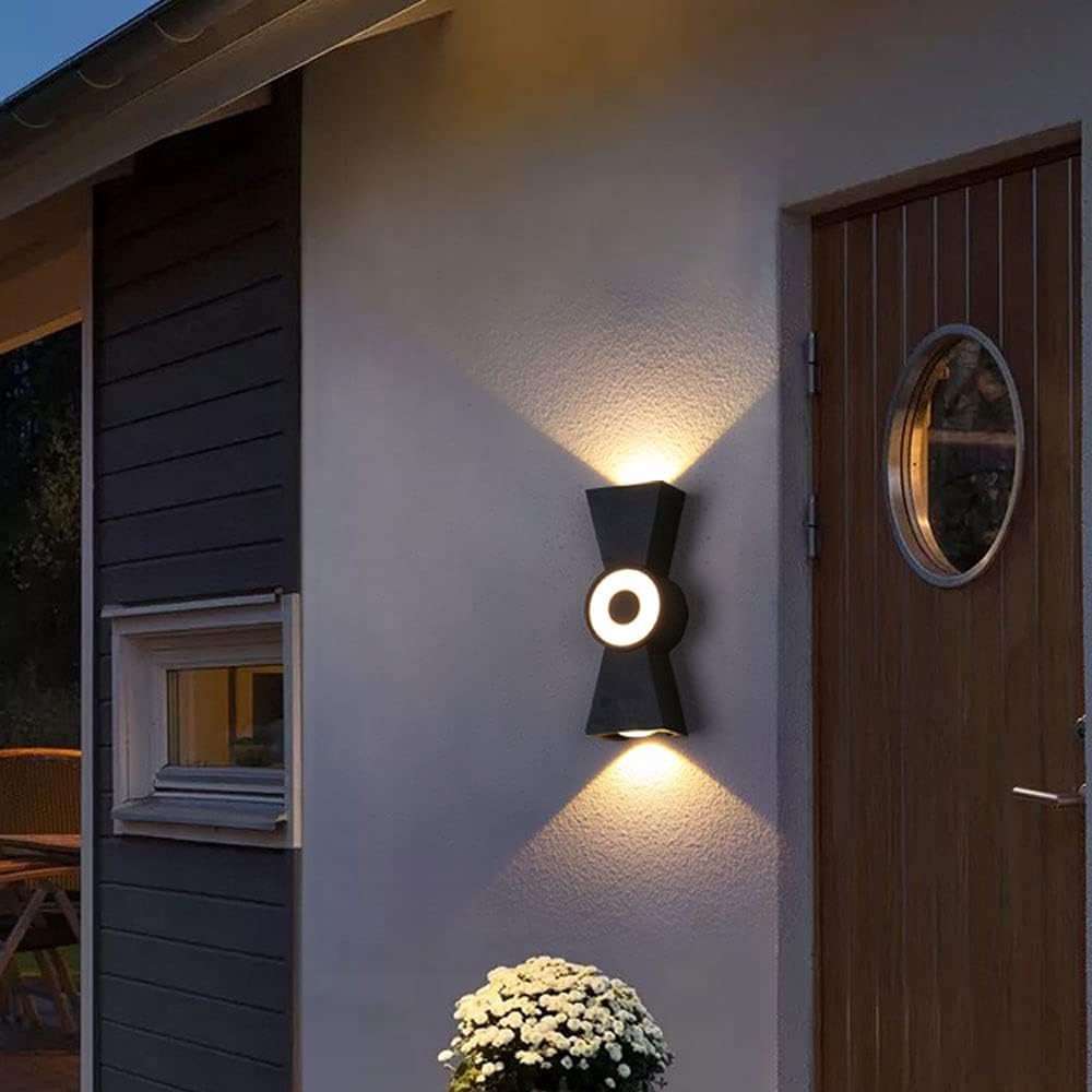 Lampada da parete per esterno a LED AX161, 7W, Metallo, Nero Lampada da parete per esterno Titolo predefinito Alessandro Design