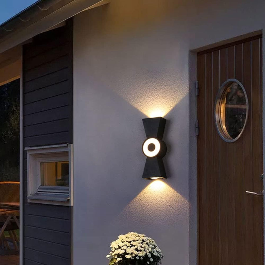 Lampada da parete per esterno a LED AX161, 7W, Metallo, Nero Lampada da parete per esterno Titolo predefinito Alessandro Design