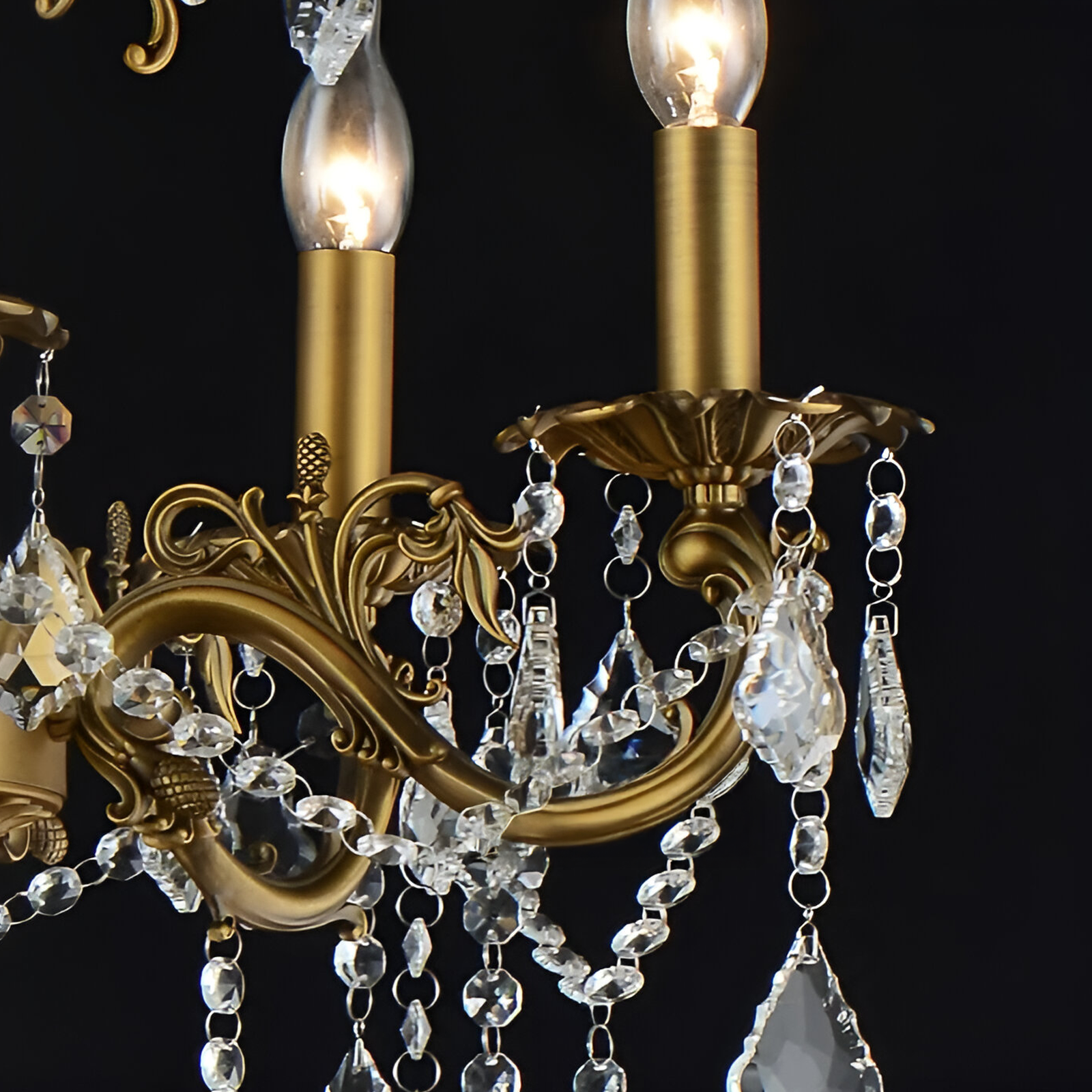 SANSSOUCI Royal Lampadario 12xE14 Metallo e cristallo Altezza regolabile Lampadari classici in ottone anticato Titolo predefinito Alessandro Design