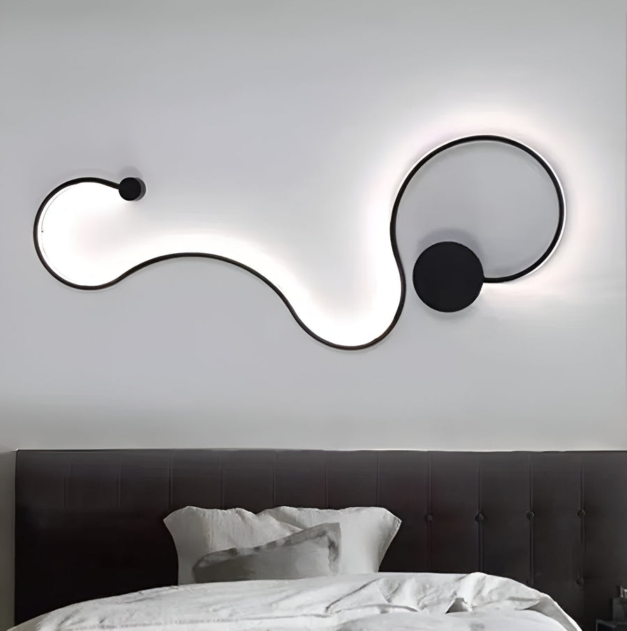 Lampada da parete a LED Delilah 36W Luce decorativa Fredda/Calda/Neutra Lampade da parete per interni in metallo e silicone nero Titolo predefinito Alessandro Design