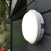 Lampada da Parete per Esterno a LED AX310/162WH, Luce Calda 3000K, Diametro 16,2 cm, IP65, Lampada da Parete per Esterno Bianca Titolo predefinito Alessandro Design