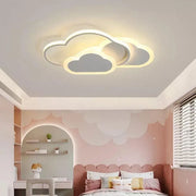 RIOKO Lampadario LED con Telecomando, 48W, 3 Nuvole, Luce Fredda/Calda/Neutra, Dimmerabile, Lampadari LED Bianchi con Telecomando Titolo predefinito Alessandro Design