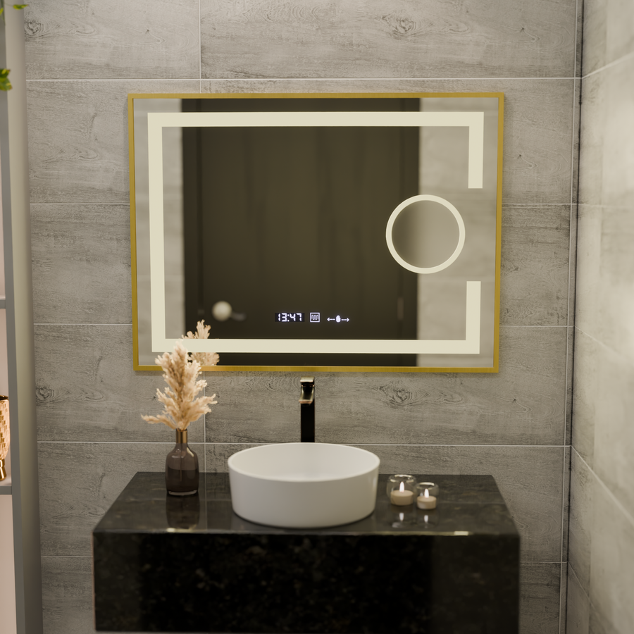 Specchio rettangolare a LED, 80x60 cm, Eclat MotionGlow Marcello, sistema antiappannamento, orologio e termometro, lente d'ingrandimento cosmetica, dimmerabile, cornice oro spazzolato Marcello Mirrors Titolo predefinito Alessandro Design