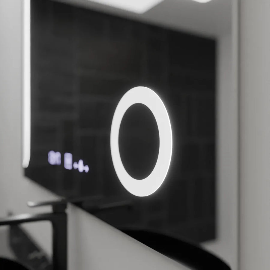 Specchio rettangolare a LED, 100x80 cm, Precision MotionGlow Marcello, sistema antiappannamento, orologio e termometro, lente d'ingrandimento cosmetica, specchi dimmerabili Marcello Titolo predefinito Alessandro Design