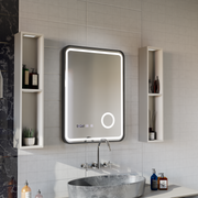 Ulrich LED Touch Mirror Sistema antiappannamento, orologio e temperatura 75x90 cm Cornice nera Specchi ingranditori cosmetici spazzolati Korman S Titolo predefinito Alessandro Design