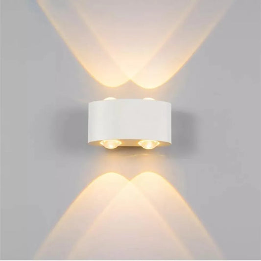 Fantas Lampada da Parete a LED per Interni ed Esterni, 4 Sorgenti x 1W, IP65, Metallizzato, Bianco, 3000K Lampada da Parete per Esterno Titolo predefinito Alessandro Design
