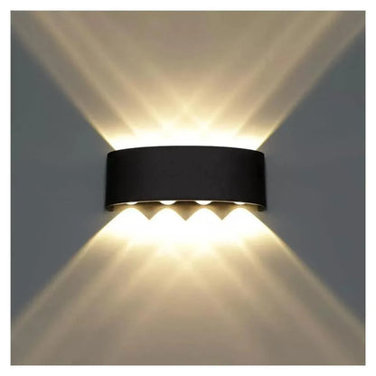 Fantas Lampada da Parete LED per Esterno e Interno, 8 Sorgenti x 1W, IP65, Metallizzato, Nero, 3000K Lampade da Parete per Esterno Titolo predefinito Alessandro Design