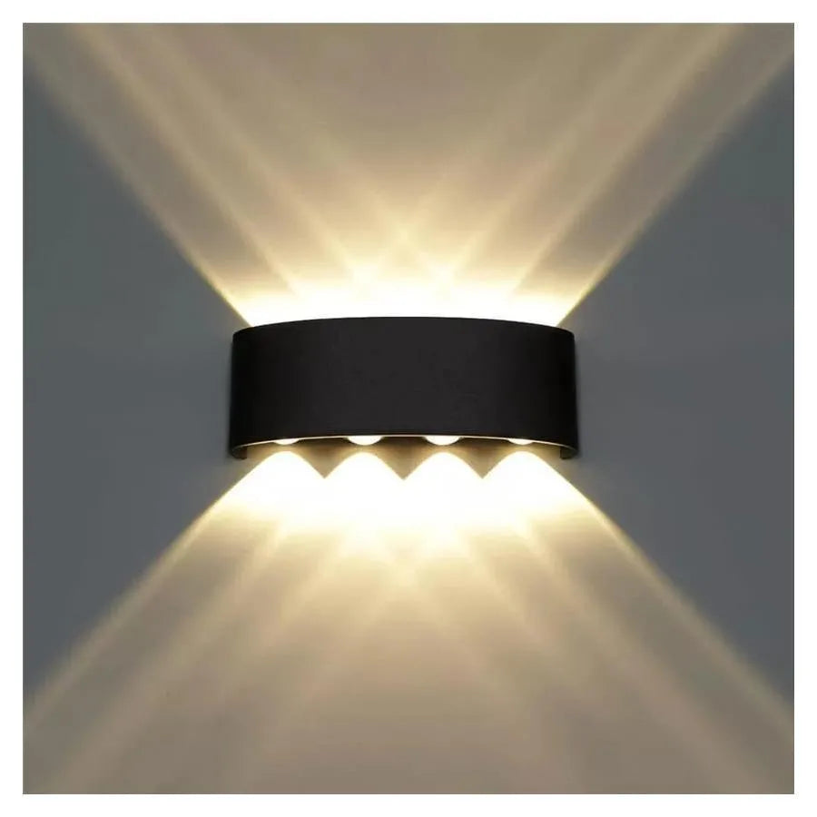 Fantas Lampada da Parete LED per Esterno e Interno, 8 Sorgenti x 1W, IP65, Metallizzato, Nero, 3000K Lampade da Parete per Esterno Titolo predefinito Alessandro Design