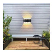 Fantas Lampada da Parete LED per Esterno e Interno, 8 Sorgenti x 1W, IP65, Metallizzato, Nero, 3000K Lampade da Parete per Esterno Titolo predefinito Alessandro Design