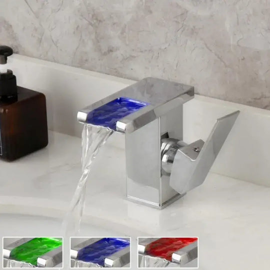 Rubinetto per lavabo, Cromo, Luce RGB, Cambio colore a seconda della temperatura dell'acqua, Rubinetti bagno OD3014 Titolo predefinito Alessandro Design