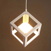 Lustre Form Cube, STRUKTUR Cluster, 3xE27, Bianco, Metallo Lustre Industrial Titolo predefinito Alessandro Design